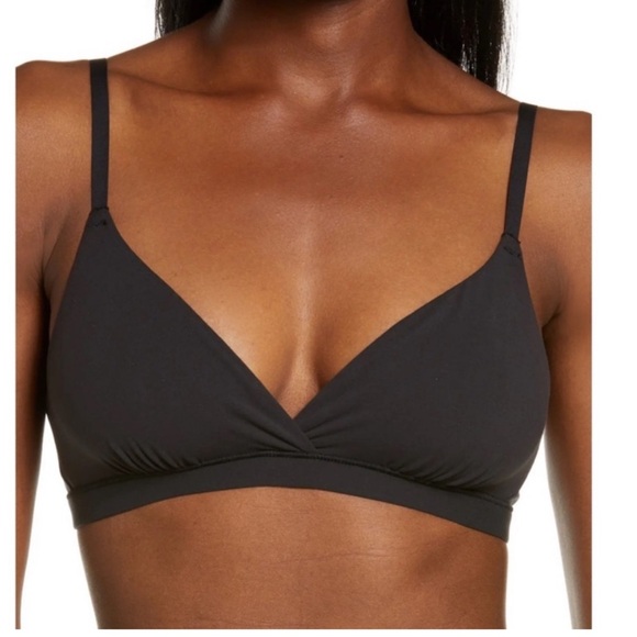 Skims Bras Set of 2 - Picture 5 of 7